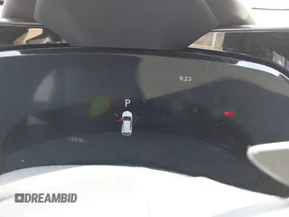 2024 Lexus NX 350h Premium z VIN 2T2GKCEZ6RC019104, wystawiony jako IAAI lot #42475819 z przebiegiem 15 870 mil mil oraz . Historia ofert i sprzedaży dostępna na DreamBid. Obrazek 7.