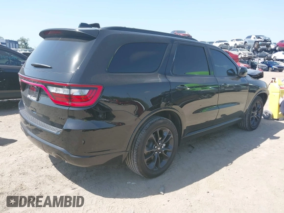 2025 Dodge Durango GT with VIN 1C4RDHDG2SC520980, listed as a IAAI auction lot 42278718 with 5,473 mi miles and . Bid and sale history available at DreamBid. Image 4.