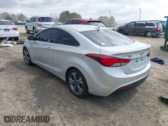 2014 Hyundai Elantra z VIN KMHDH6AH3EU026718, wystawiony jako IAAI lot #41721610 z przebiegiem 109 338 mil mil oraz . Historia ofert i sprzedaży dostępna na DreamBid. Obrazek 3.
