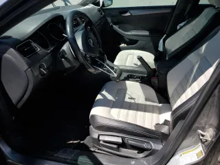 2016 Volkswagen Jetta Sport z VIN 3VWD17AJ4GM232023, wystawiony jako Copart lot #63944665 z przebiegiem 128 950 mil mil oraz Szkoda całkowita • Salvage title. Historia ofert i sprzedaży dostępna na DreamBid. Obrazek 7.