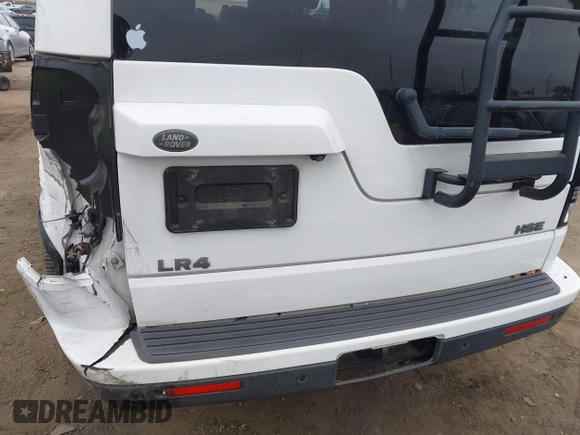 2016 Land Rover LR4 HSE z VIN SALAG2V61GA828886, wystawiony jako IAAI lot #42178599 z przebiegiem 100 217 mil mil oraz . Historia ofert i sprzedaży dostępna na DreamBid. Obrazek 17.