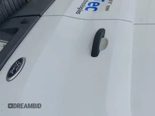 2017 Ford Transit с VIN 1FTYE1YM6HKA73827, выставлен на аукционе IAAI как лот 42838292 с пробегом 246 480 миль миль и . История ставок и продаж доступна на DreamBid. Изображение 13.