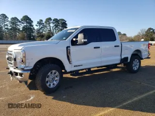 2023 Ford F-250 XL with VIN 1FT7W2BT3PEC29303, listed as a Copart auction lot 87230554 with 68,303 mi miles and Salvage Title. Bid and sale history available at DreamBid. Image 1.