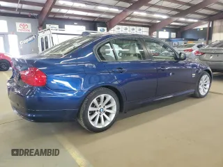 2011 BMW 3 Series 328i xDrive with VIN WBAPK5C52BA657907, listed as a Copart auction lot 52521585 with 131,721 mi miles and Salvage Title. Bid and sale history available at carsss.com. Image 3.
