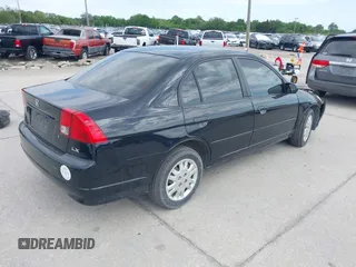 2005 Honda Civic LX z VIN 2HGES16595H505337, wystawiony jako IAAI lot #41972906 z przebiegiem 129 238 mil mil oraz . Historia ofert i sprzedaży dostępna na DreamBid. Obrazek 4.