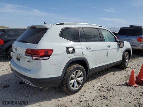 2018 Volkswagen Atlas 3.6L V6 SE with VIN 1V2KR2CA0JC533267, listed as a Copart auction lot 53136865 with 0 mi miles and Clean Title. Bid and sale history available at carsss.com. Image 3.
