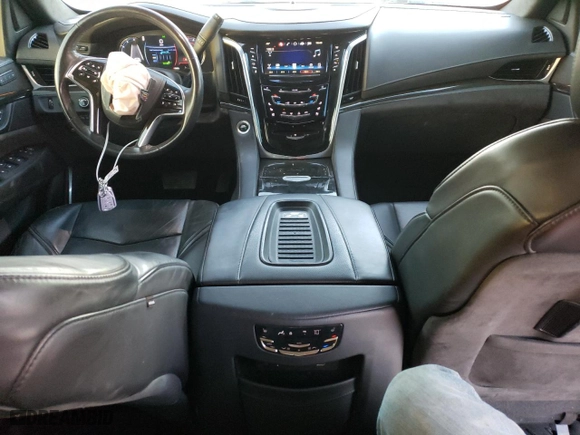 2019 Cadillac Escalade Platinum with VIN 1GYS4DKJ7KR386452, listed as a Copart auction lot 83686144 with 125,437 mi miles and Salvage Title. Bid and sale history available at carsss.com. Image 8.
