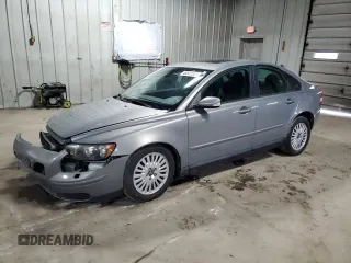 2004 Volvo S40 z VIN YV1MS382542010191, wystawiony jako Copart lot #46542545 z przebiegiem 146 888 mil mil oraz Nie do naprawy • Non repairable. Historia ofert i sprzedaży dostępna na DreamBid. Obrazek 1.