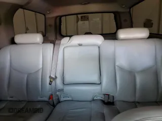 2004 Chevrolet Suburban Z71 z VIN 3GNFK16Z94G142386, wystawiony jako Copart lot #56150595 z przebiegiem 171 607 mil mil oraz Szkoda całkowita • Salvage title. Historia ofert i sprzedaży dostępna na DreamBid. Obrazek 10.