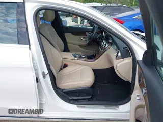 2019 Mercedes-Benz C with VIN 55SWF8EB9KU311723, listed as a IAAI auction lot 42085916 with 47,780 mi miles. Bid and sale history available at carsss.com. Image 5.