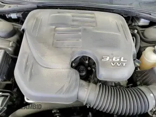 2020 Dodge Challenger SXT z VIN 2C3CDZAG1LH110030, wystawiony jako Copart lot #86490005 z przebiegiem 74 580 mil mil oraz Szkoda całkowita • Salvage title. Historia ofert i sprzedaży dostępna na DreamBid. Obrazek 13.