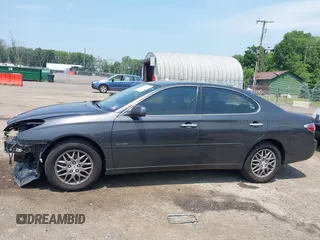 2004 Lexus ES 350 with VIN JTHBA30G445032008, listed as a IAAI auction lot 42425210 with 169,353 mi miles and . Bid and sale history available at DreamBid. Image 15.
