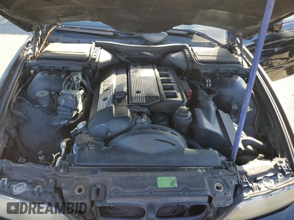 2000 BMW 5 Series 528iA with VIN WBADM6341YGV02426, listed as a Copart auction lot 52320945 with 213,283 mi miles and Salvage Title. Bid and sale history available at carsss.com. Image 11.