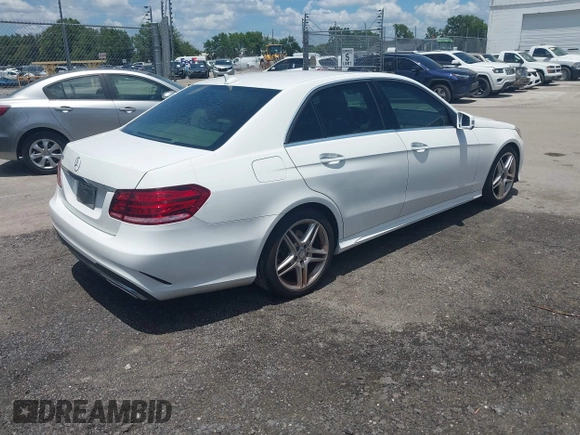 2014 Mercedes-Benz E 350 Sport with VIN WDDHF5KB2EA901598, listed as a IAAI auction lot 42521799 with 187,134 mi miles and . Bid and sale history available at DreamBid. Image 4.