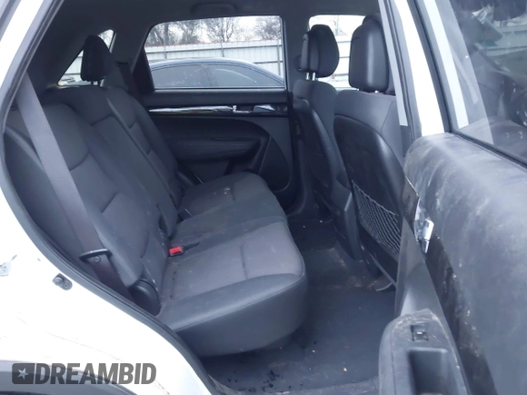 2011 Kia Sorento LX with VIN 5XYKT3A16BG130502, listed as a IAAI auction lot 41281912 with 112,761 mi miles. Bid and sale history available at carsss.com. Image 8.