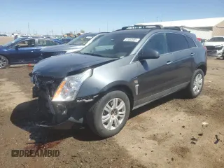 2010 Cadillac SRX z VIN 3GYFNGEY6AS654461, wystawiony jako Copart lot #51692085 z przebiegiem 183 588 mil mil oraz Czysty tytuł • Clean title. Historia ofert i sprzedaży dostępna na DreamBid. Obrazek 1.