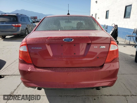2010 Ford Fusion SE z VIN 3FAHP0HG4AR234696, wystawiony jako Copart lot #60597925 z przebiegiem 187 861 mil mil oraz Szkoda całkowita • Salvage title. Historia ofert i sprzedaży dostępna na DreamBid. Obrazek 6.