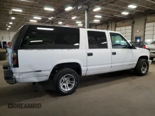 1998 Chevrolet Suburban with VIN 1GNEC16R3WJ314003, listed as a Copart auction lot 78271654 with 283,661 mi miles and Clean Title. Bid and sale history available at carsss.com. Image 3.