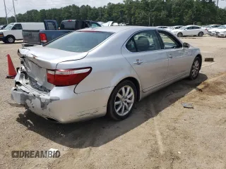 2007 Lexus LS 460 L with VIN JTHGL46F375001826, listed as a Copart auction lot 62425115 with 303,900 mi miles and Clean title. Bid and sale history available at DreamBid. Image 3.