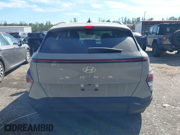 2025 Hyundai Kona SEL with VIN KM8HB3AB1SU228708, listed as a IAAI auction lot 41447697 with 632 mi miles and . Bid and sale history available at carsss.com. Image 16.