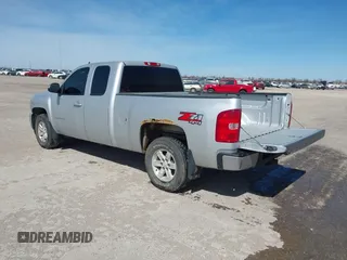 2012 Chevrolet Silverado 1500 LT with VIN 1GCRKSE73CZ195451, listed as a IAAI auction lot 41802960 with 277,651 mi miles and . Bid and sale history available at DreamBid. Image 3.