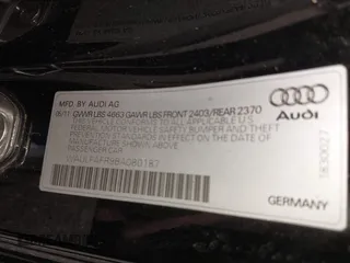 2011 Audi A5 Premium Plus z VIN WAULFAFR9BA080187, wystawiony jako IAAI lot #42220280 z przebiegiem 142 676 mil mil oraz . Historia ofert i sprzedaży dostępna na DreamBid. Obrazek 9.
