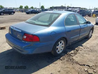 2002 Mercury Sable GS z VIN 1MEFM50U92G640361, wystawiony jako IAAI lot #42382802 z przebiegiem 104 625 mil mil oraz . Historia ofert i sprzedaży dostępna na DreamBid. Obrazek 4.
