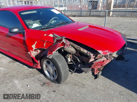 2001 Ford Mustang Standard z VIN 1FAFP40441F122154, wystawiony jako IAAI lot #41866131 z przebiegiem 214 865 mil mil oraz . Historia ofert i sprzedaży dostępna na DreamBid. Obrazek 6.