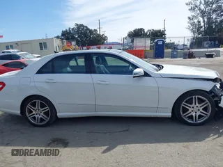2011 Mercedes-Benz E-Class E 350 Luxury with VIN WDDHF5GB9BA279117, listed as a IAAI auction lot 41934443 with 63,014 mi miles. Bid and sale history available at carsss.com. Image 13.