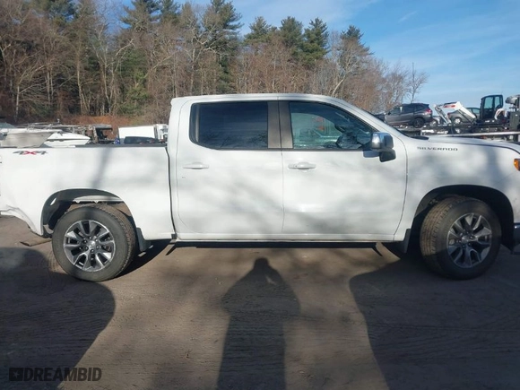 2022 Chevrolet Silverado 1500 LTD LT with VIN 1GCPYJEK8NZ140484, listed as a IAAI auction lot 41335753 with 55,261 mi miles. Bid and sale history available at carsss.com. Image 14.