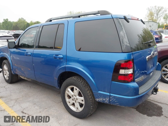 2010 Ford Explorer z VIN 1FMEU7D8XAUA09684, wystawiony jako IAAI lot #42254360 z przebiegiem 106 736 mil mil oraz . Historia ofert i sprzedaży dostępna na DreamBid. Obrazek 3.