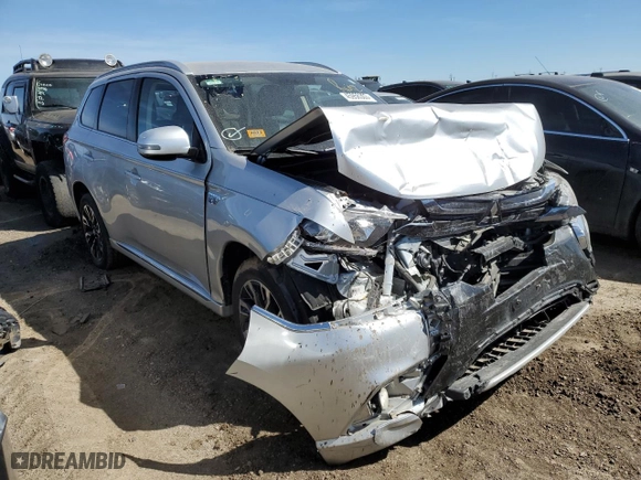2018 Mitsubishi Outlander PHEV SEL with VIN JA4J24A51JZ032589, listed as a Copart auction lot 45956303 with 0 mi miles. Bid and sale history available at carsss.com. Image 4.
