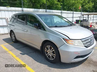 2011 Honda Odyssey EX с VIN 5FNRL5H44BB004530, выставлен на аукционе IAAI как лот 42450443 с пробегом 238 945 миль миль и . История ставок и продаж доступна на DreamBid. Изображение 1.