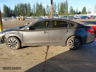 2018 Nissan Altima 2.5 SL with VIN 1N4AL3AP5JC230437, listed as a IAAI auction lot 41302389 with 92,418 mi miles. Bid and sale history available at carsss.com. Image 14.