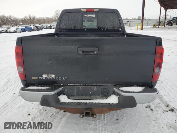 2008 Chevrolet Colorado 2LT z VIN 1GCDT13E888114167, wystawiony jako Copart lot #88915915 z przebiegiem 120 717 mil mil oraz Czysty tytuł • Clean title. Historia ofert i sprzedaży dostępna na DreamBid. Obrazek 6.
