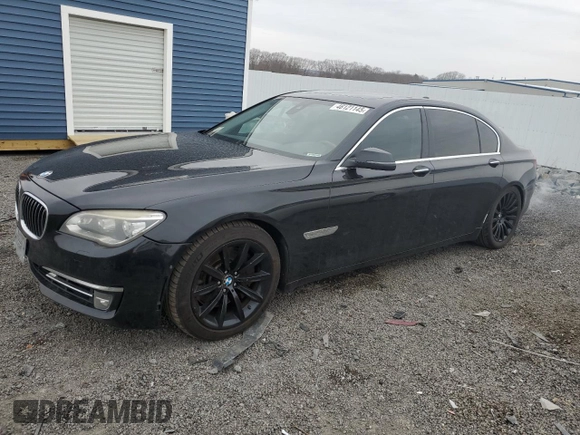 2013 BMW 7 Series 750Li xDrive z VIN WBAYF8C56DD141092, wystawiony jako Copart lot #46121145 z przebiegiem 175 525 mil mil oraz Czysty tytuł • Clean title. Historia ofert i sprzedaży dostępna na DreamBid. Obrazek 1.