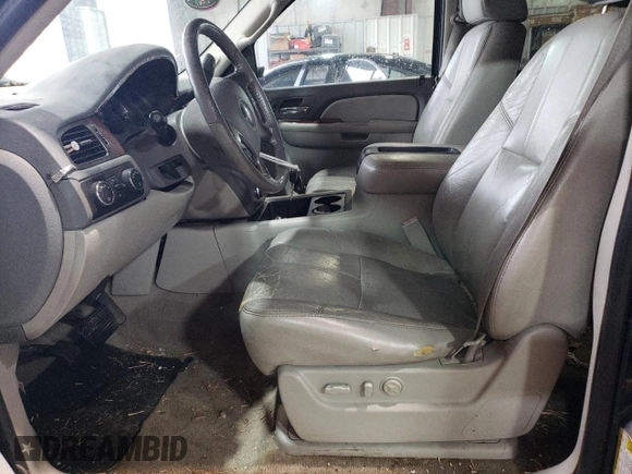 2007 GMC Yukon XL SLT with VIN 1GKFK16337R230640, listed as a Copart auction lot 51580755 with 0 mi miles and Salvage Title. Bid and sale history available at carsss.com. Image 7.