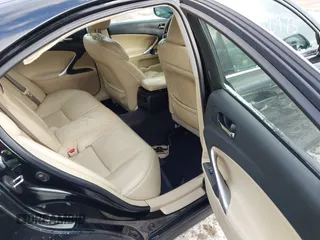 2008 Lexus IS 250 z VIN JTHCK262485025024, wystawiony jako IAAI lot #41000973 z przebiegiem 310 503 mil mil oraz . Historia ofert i sprzedaży dostępna na DreamBid. Obrazek 8.