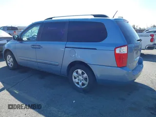 2009 Kia Sedona LX with VIN KNDMB233396300879, listed as a IAAI auction lot 41753122 with 183,754 mi miles. Bid and sale history available at carsss.com. Image 3.