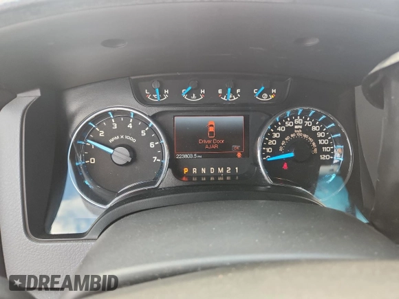 2014 Ford F-150 XL with VIN 1FTFW1CT3EFC74625, listed as a Copart auction lot 62128225 with 223,803 mi miles and Salvage title. Bid and sale history available at DreamBid. Image 9.
