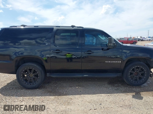 2007 Chevrolet Suburban LT with VIN 3GNGK26K07G156663, listed as a IAAI auction lot 42090632 with 278,818 mi miles and . Bid and sale history available at DreamBid. Image 13.