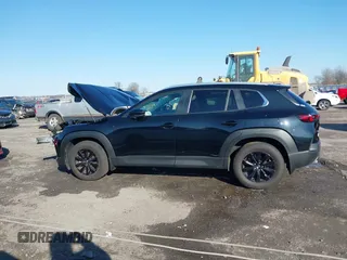 2024 Mazda CX-50 S Select with VIN 7MMVABAM2RN211359, listed as a IAAI auction lot 41395524 with 5,580 mi miles and . Bid and sale history available at DreamBid. Image 14.