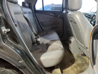 2006 Saturn VUE z VIN 5GZCZ63496S831156, wystawiony jako Copart lot #54023815 z przebiegiem 258 203 mil mil oraz Szkody całkowita. Historia ofert i sprzedaży dostępna na DreamBid. Obrazek 11.