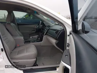 2015 Toyota Camry XLE with VIN 4T4BF1FK0FR515850, listed as a IAAI auction lot 41528908 with 93,091 mi miles. Bid and sale history available at carsss.com. Image 5.