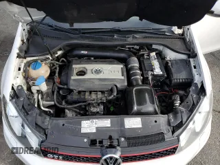 2013 Volkswagen GTI с VIN WVWED7AJ5DW088380, выставлен на аукционе Copart как лот 49300945 с пробегом 111 209 миль миль и Списание • Salvage title. История ставок и продаж доступна на DreamBid. Изображение 11.