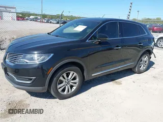 2017 Lincoln MKX Premiere z VIN 2LMPJ6JR9HBL10962, wystawiony jako IAAI lot #42243135 z przebiegiem 94 467 mil mil oraz . Historia ofert i sprzedaży dostępna na DreamBid. Obrazek 2.