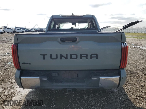 2022 Toyota Tundra 4WD SR5 with VIN 5TFLA5DB0NX037602, listed as a Copart auction lot 45083185 with 35,299 mi miles and Salvage Title. Bid and sale history available at carsss.com. Image 6.