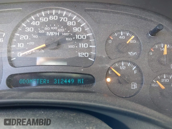 2005 Chevrolet Suburban LT with VIN 1GNFK16Z55J251296, listed as a IAAI auction lot 42119068 with 312,449 mi miles. Bid and sale history available at carsss.com. Image 7.