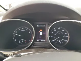 2017 Hyundai Santa Fe 2.4L z VIN 5XYZUDLB6HG411375, wystawiony jako Copart lot #50551165 z przebiegiem 35 597 mil mil oraz Czysty tytuł • Clean title. Historia ofert i sprzedaży dostępna na DreamBid. Obrazek 9.