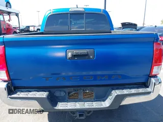 2017 Toyota Tacoma SR5 with VIN 3TMAZ5CN0HM047486, listed as a IAAI auction lot 41816982 with 119,900 mi miles and . Bid and sale history available at carsss.com. Image 17.